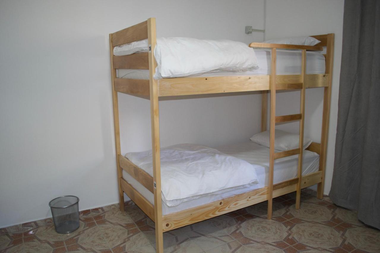 Me&You Hostel Tirana Buitenkant foto